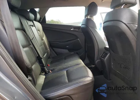 2017 Hyundai Tucson Limited z USA, uszkodzony, nr VIN KM8J33A40HU420002